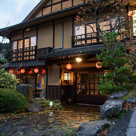 Отель Yunohira Kamiyanagiya Юфу Экстерьер фото